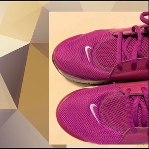 Nike Pink Women’s Sneakers-Size 10